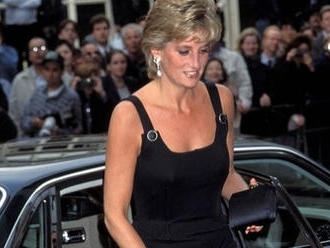 Evolúcia čiernych koktailových šiat: Kedysi v nich ohúrila Lady Diana, ako ich nosia celebrity dnes?