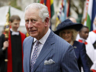 Princ Charles už se koronaviru zbavil a opustil izolaci