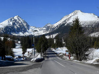 Druhý lavínový stupeň platí už len vo vysokých polohách Tatier