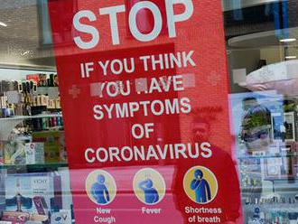 V Londýně nákaze podlehl 13letý chlapec. Ve Španělsku má potvrzený koronavirus už přes 94 tisíc lidí