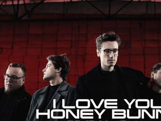 LIVE stream – I Love You Honey Bunny