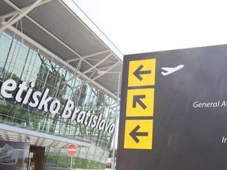 Slovensko končí s repatriáciami, len z Británie chce domov 2500 ľudí