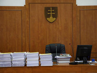 Svojej funkcie sa vzdalo 19 sudcov, piati sú z Najvyššieho súdu