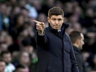 Hráči Glasgow Rangers i tréner Gerrard sa vzdajú trojmesačného platu