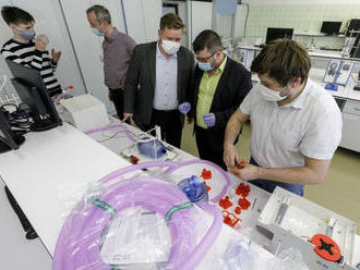 Pľúcny ventilátor mladých slovenských vedcov sa už vyrába sériovo