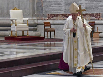Pápež na Zelený štvrtok ocenil prácu kňazov a zdravotníkov