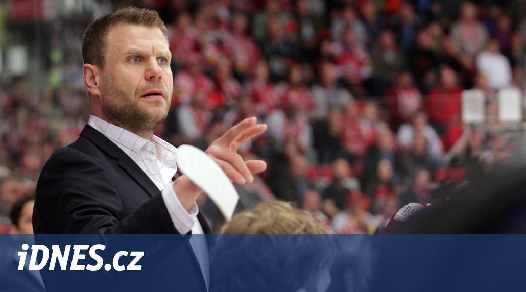 Hokejisty Třince dál povede trenér Varaďa. Klubu se upsal na sedm let