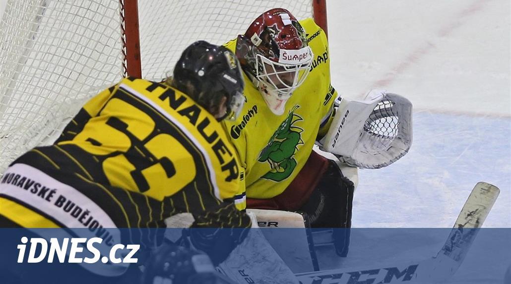 Právo účasti v první hokejové lize získaly Šumperk, Vrchlabí a Kolín