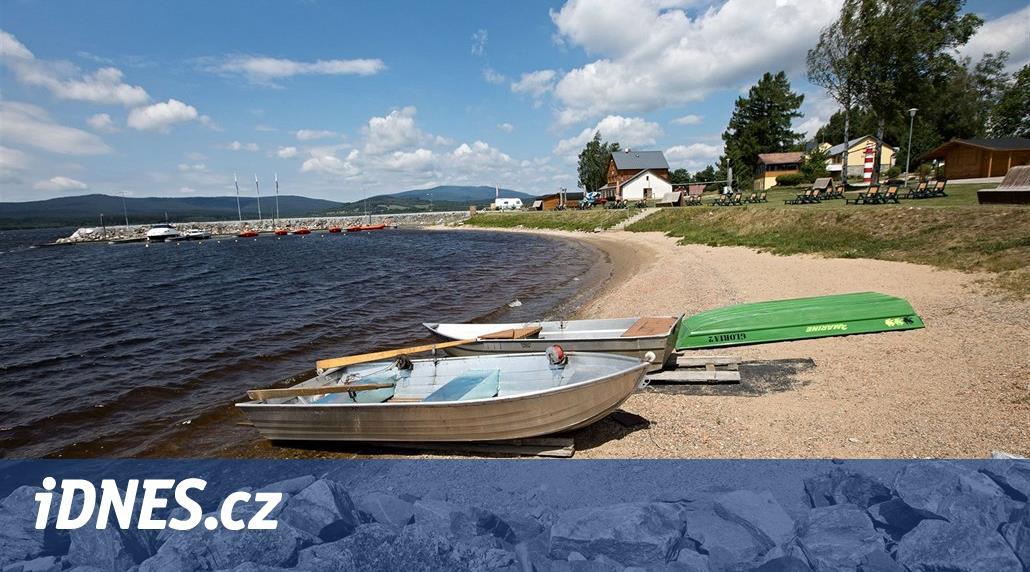 Hoteliéři u Lipna letos doufají v přízeň Čechů, cizinci pobyty ruší