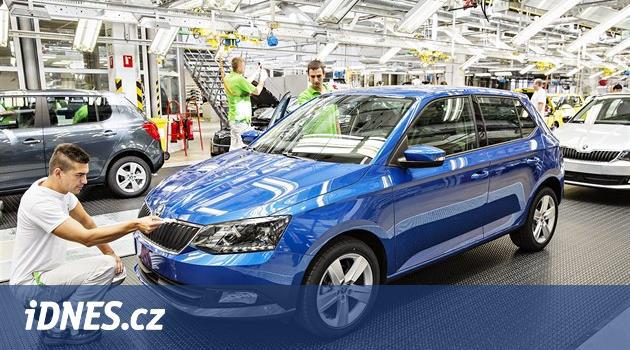 Nejhorší pád od války: prodeje aut klesly v ČR o třetinu, Itálie minus 85 %