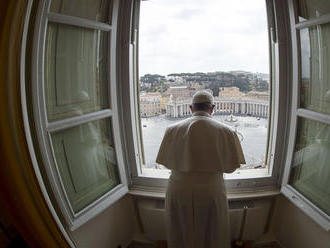 Pápež: Slová a činy istých európskych politikov pripomínajú prejavy Hitlera