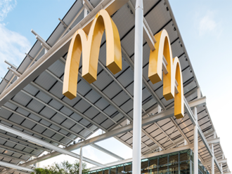 McDonald’s rozširuje donášku jedla a dáva ju zadarmo