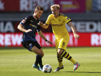 Fotbalisté Dortmundu po Sanchově hattricku deklasovali Paderborn
