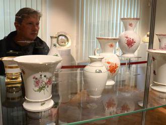 Vo Florinovom dome vystavili zbierky porcelánu