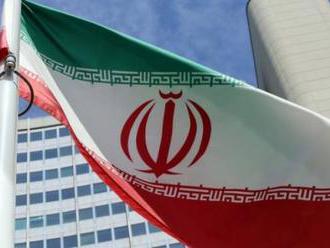 Spojené štáty uvalili na Irán sankcie, krajina však bude vo vývoji jadrového programu ďalej pokračov