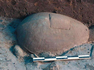 V komplexe Angkór Vat našli veľkú sochu korytnačky