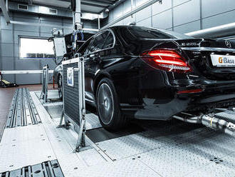 Mercedes-Benz: Syntetické palivá sú pre nás ‘mŕtve‘. Pôjdeme elektrickou cestou