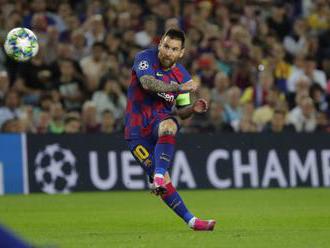 Messi nevyužil klauzuli ve smlouvě a zůstává v Barceloně