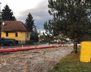 SHMÚ vydal výstrahu druhého stupňa pred povodňami v Žilinskom kraji