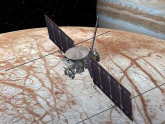 SpaceX could send NASA to Jupiter's potentially habitable moon Europa     - CNET
