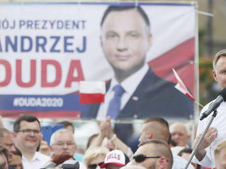 Duda podľa prieskumu vyhrá i druhé kolo prezidentských volieb v Poľsku