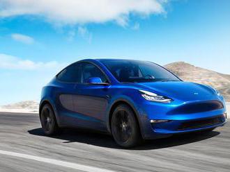 Elon Musk: Autá bez vodiča budú realitou už do konca roka 2020