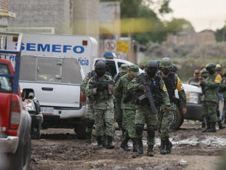 Útok ozbrojencov v Mexiku si vyžiadal najmenej 24 obetí