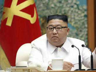 Kim sľubuje svetový mier. Naozaj?