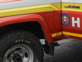 Hasiči v akcii: V Mníšku nad Hnilcom horel rušeň nákladného vlaku