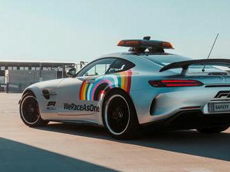 F1 má nový safety car, Mercedes-AMG GT R s dúhou a spotrebou 13 l/100 km