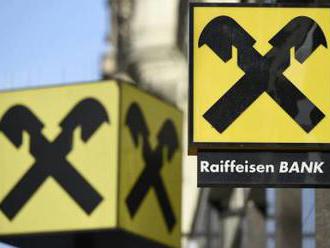 Raiffeisenbank klesl čistý zisk o 52 procent