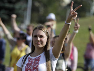 V Minsku zatýkají demonstranty, EU pohrozila sankcemi