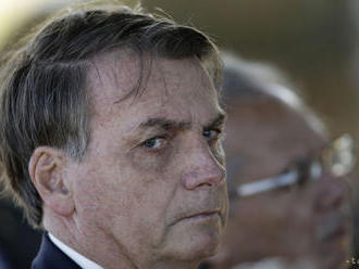 Polovica Brazílčanov neviní Bolsonara za vysokú úmrtnosť na COVID-19