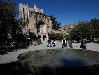 Ministerstvo spravedlnosti obvinilo Yaleovu univerzitu z diskriminace proti Asiatům a bělochům