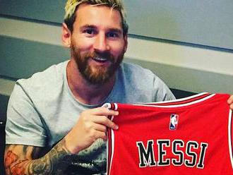 Messi rozpoutal šílenství. Fanoušci se pustili do vtipných fotomontáží