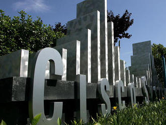 Cisco shares dip 6% on tepid earnings outlook, revenue decline; CFO to retire