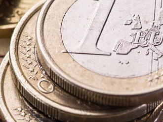 Kurz eura v piatok rano vzrastol na 1,1876 USD/EUR