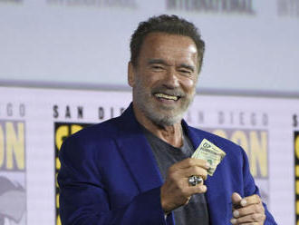 Dočkal sa Arnold Schwarzenegger vnuka či vnučky? A čo meno? Už je všetko jasné