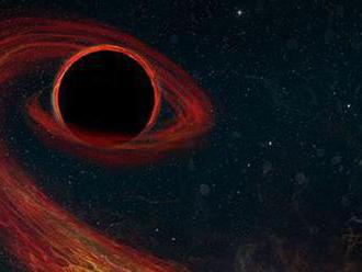 Hypotetická planéta Deväť môže byť pradávnou čiernou dierou