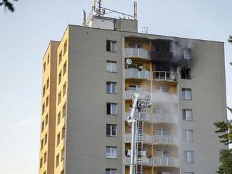 Muža, ktorý údajne zapálil panelákový byt v Bohumíne, obvinili z vraždy