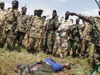 Pri stretoch medzi armádou s civilistami zahynulo v Južnom Sudáne 127 osôb