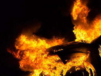 Považskobystrickému viceprimátorovi zhorelo v noci auto: Podľa jeho slov ho podpálili úmyselne