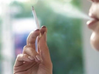 Ženy fajčiarky sú podľa vedcov časovaná bomba: RIZIKO, o ktorom ste netušili!