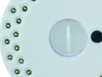 Plastové LED svietidlo - možnosť prichytenia magnetom alebo zavesenia.