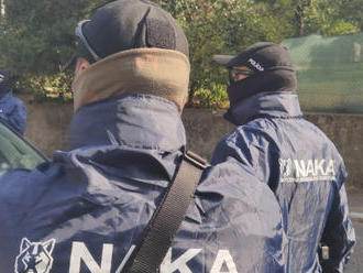 NAKA zasahovala: Počas protidrogovej akcie Firma obvinila sedem osôb