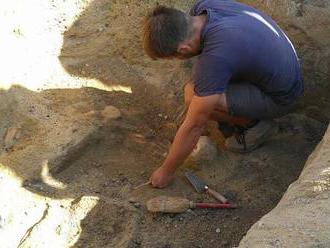 Archeologové našli v Hrušovanech nad Jevišovkou kostru z doby bronzové