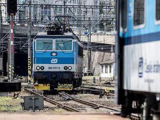 České dráhy vyhlásily soutěž na úklid vlaků. Rozpočet se šplhá k půl miliardě