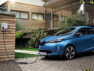 Francie už brzdí s podporou elektrických aut, do elektromobilů nažene lidi jinak