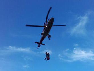 Horská služba pomáhala Poliakom, zasahoval aj vrtuľník