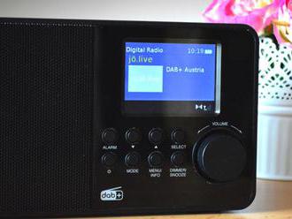 V rakúskom celoplošnom DAB+ sa objavilo nové rádio, v miestnom multiplexe naopak dve skončili